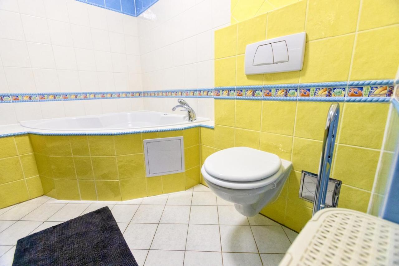 Apartman Hugo Veľký Slavkov Exterior foto